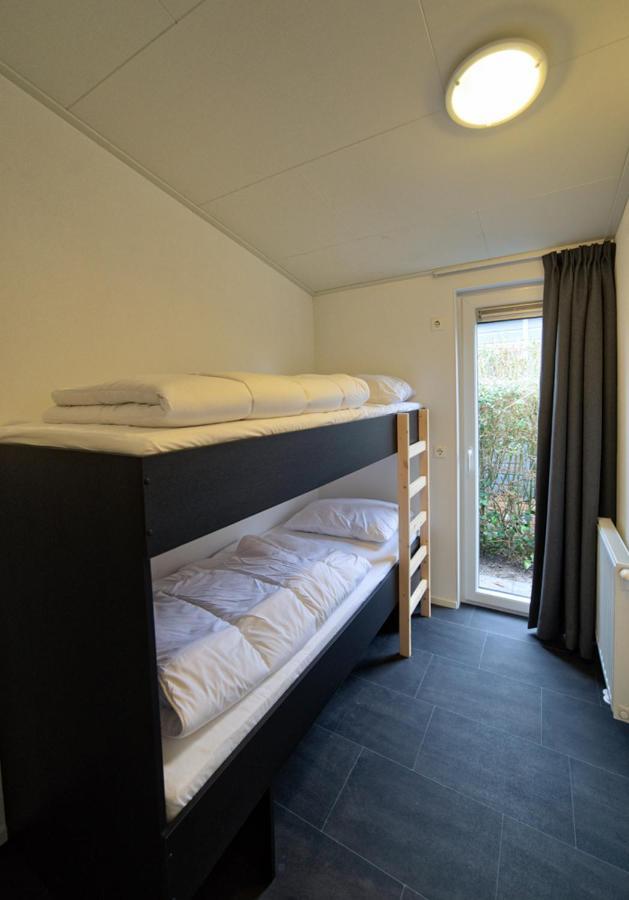 Recreatiepark Jachthaven De Veerstal Lathum - Luxe Chalet Exterior foto